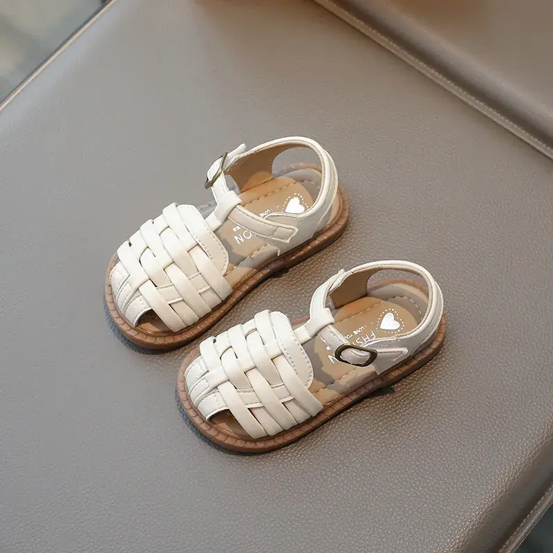 Fashionable Retro Roman Shoes Child Casual Soft-soled Summer Woven Toe Cap Flat Shoes Girls Sandals New Children Footwear I02201