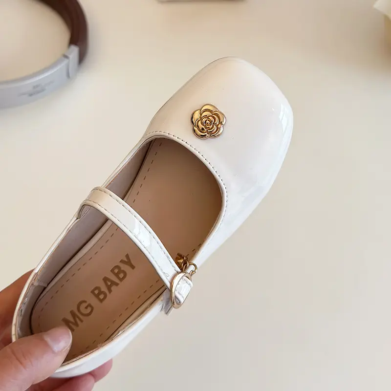 England Style Suqare Toe Roman PU Leather Shoes Girl High Heels Dress Shoes with Appliques  Casual Designer Princess Shoe I06294