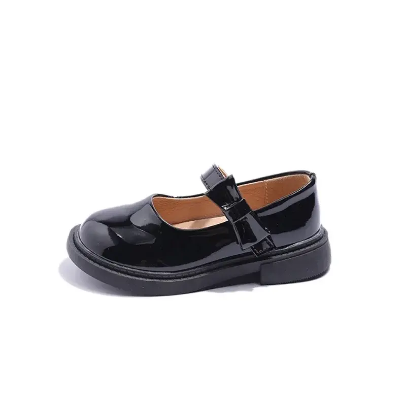 Brightly and Smooth Patent Leather Shoes Child School Girl Solid Dress Shoes Girls Leisure Park Walking Shoes for Student I04234