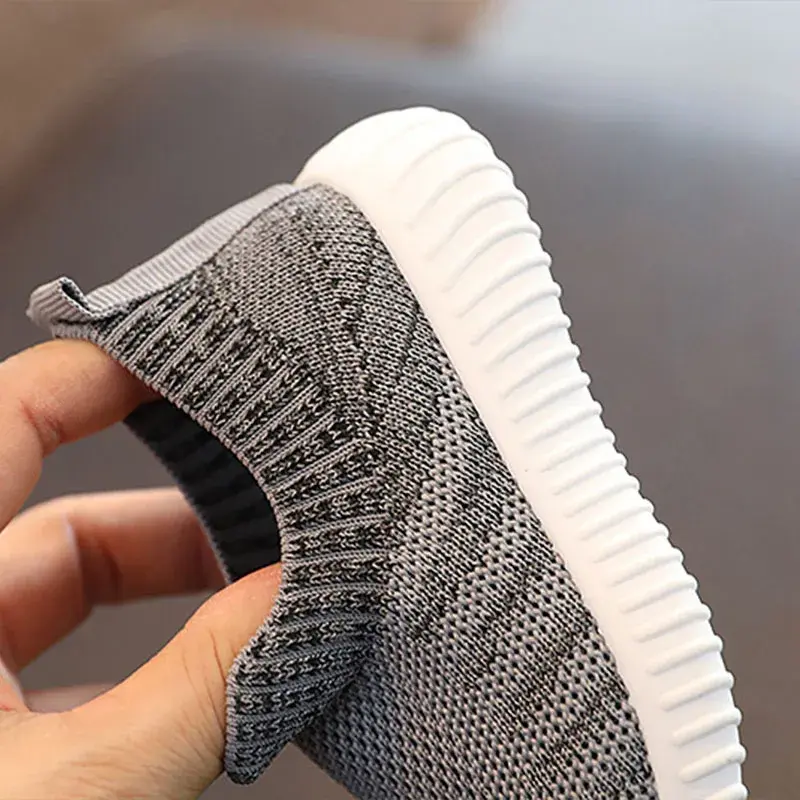 2025 Little Kids Shoes Boys Girls Knitted Fabric Sock Shoes Casual Breathable Baby Sneakers Fashion Stripe Children Shoes I07092