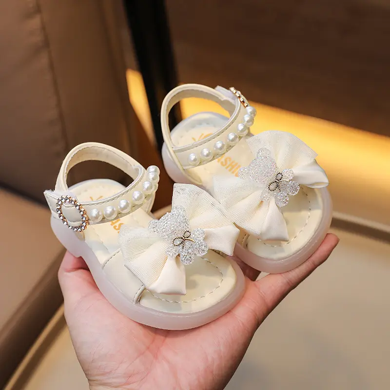 Leisure and Comfortable Baby Girl Sandals Kawaii Cartoon Bear Decos Summer Open Toe Sandals 1-4Y Girl Beach Shoes Toddler H05054