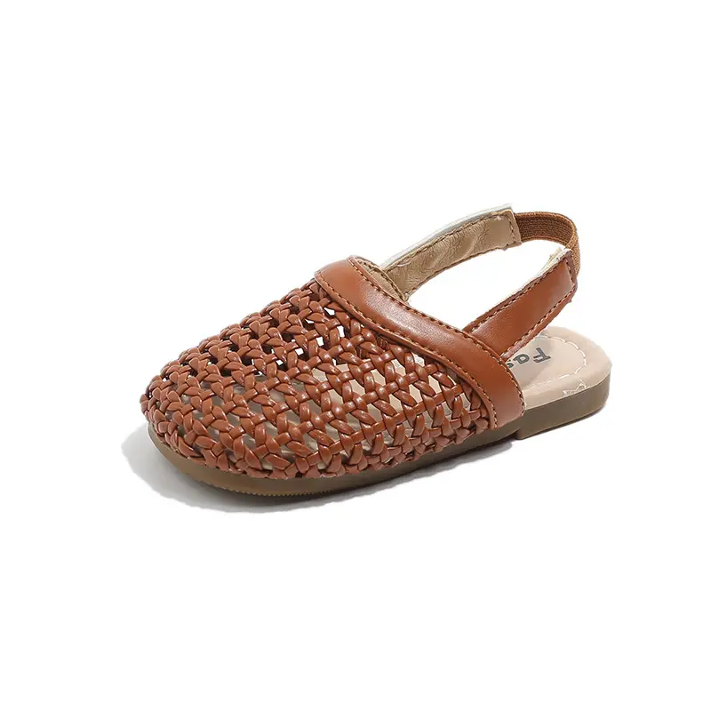 Children Sandals Hollow Closed Toe Girls Shoes Slides Soft Sole Breathable Princess Beach Sandals Kids Flats Roman Shoes I05204