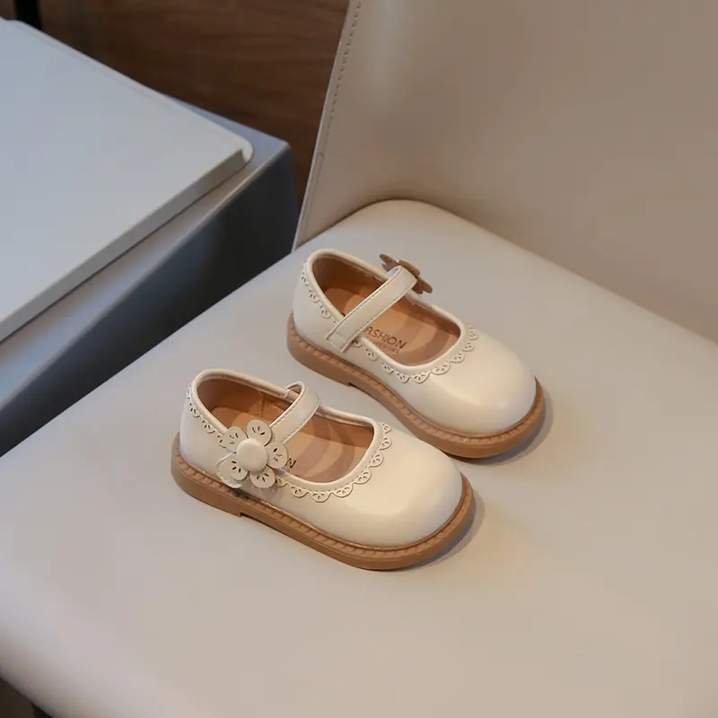 Girls Small Leather Shoes Size 23-35 Soft Bottom Leather Children's Single Shoes Beige Fashion Versatile Children's Baby Shoes