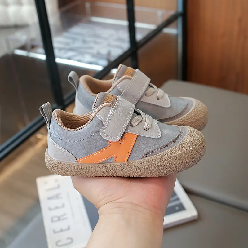 Fresh New Flat Heel Children Sneakers for Spring 2025 Chic Designer Kids Shoes Boys Gray Sneaker Beige Sports Shoes Girls I06042