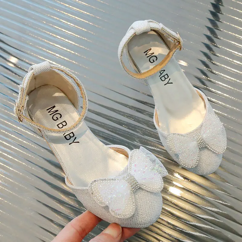 Girls Roman Sandals 2025 Summer New Children's Pointed Toe Rivets Wedding Princess Shoes Fashion Party Kids Shoes Girl G12157