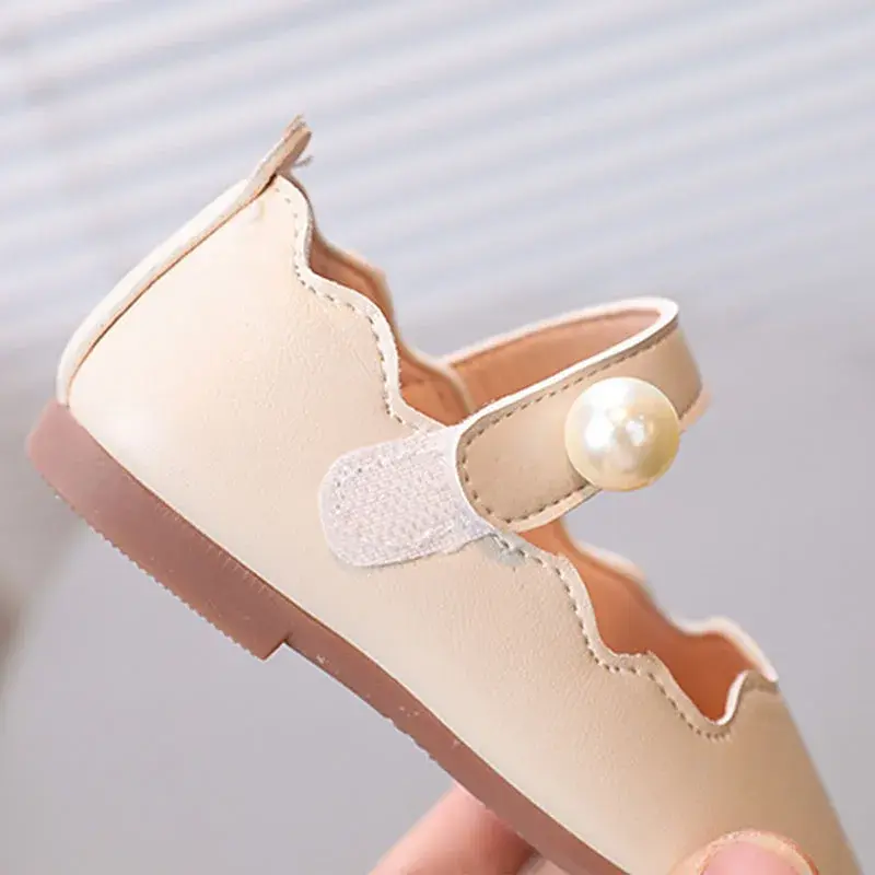 2025 Large Pearl Decoration Baby Girl Mary Janes Shoes Child Low Heel Dance Shoes for Princess Girl Lightweight Footwear I07156