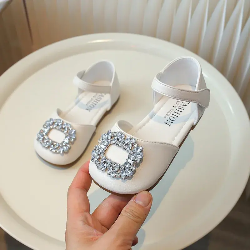 Rhinestone Square Buckle Princess Shoes Girl Summer Girls Sandals Toe-covered Anti-kick School Wedding Party Shoes Child I04163
