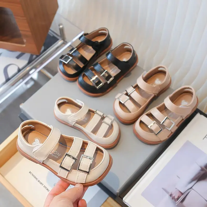 Toe Protection Kids Sandals Girls Brand Designer Versatile Platform Sandal for Girl Soft Bottom Student Summer Shoe Child I03275