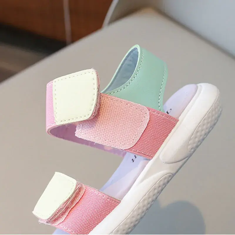 Girls Sandals 2024 Summer New Soft Sole Sweet Beach Shoes for Kids Girl Comfortable Open Toe Princess Pink Flat Sandals H02294