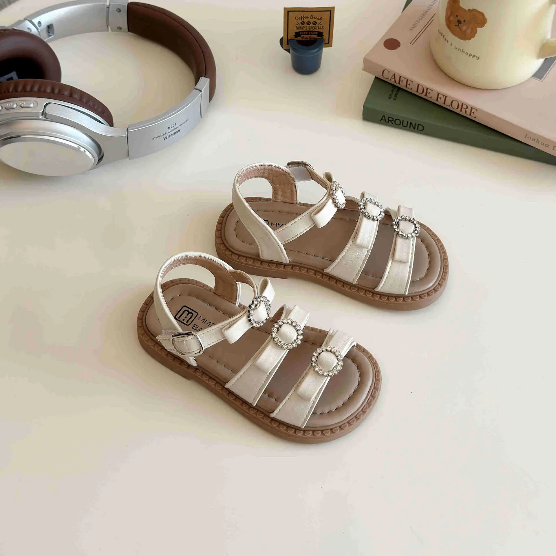 Bridesmaids Wedding Party Sandals for Children Girls with Rhinestone Rings Super Nice Bow-tie Princess Summer Shoes Girls I06037