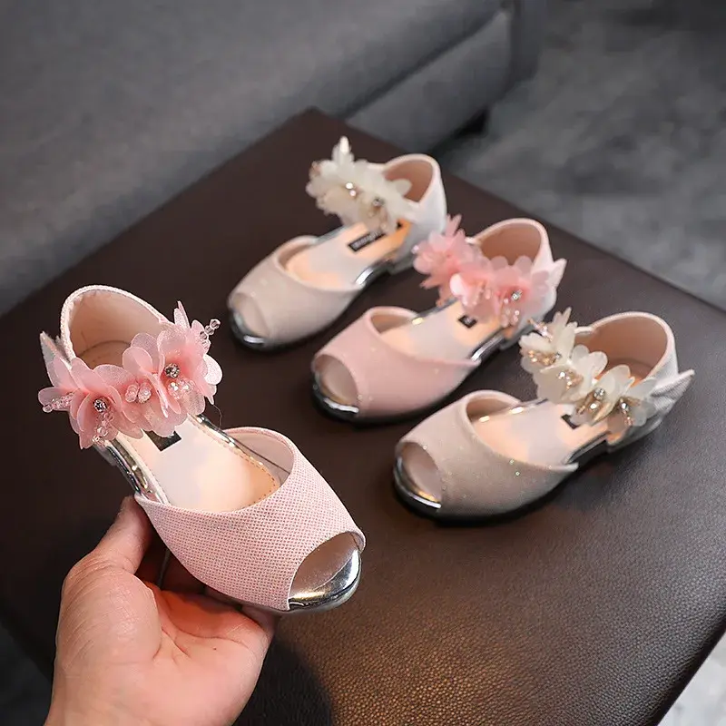 Pretty Peep-toe Sandals for Girls Nice Rhinestone Flowers Child Shoes Girls Low Heel Runway Performance Sandals Fish Head H01237