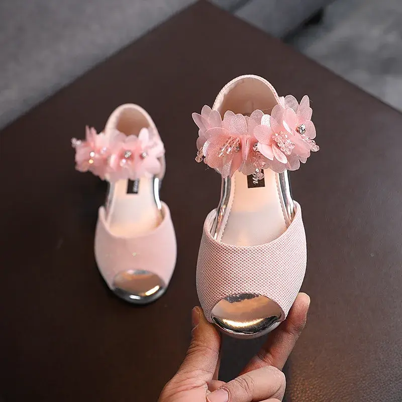 Pretty Peep-toe Sandals for Girls Nice Rhinestone Flowers Child Shoes Girls Low Heel Runway Performance Sandals Fish Head H01237