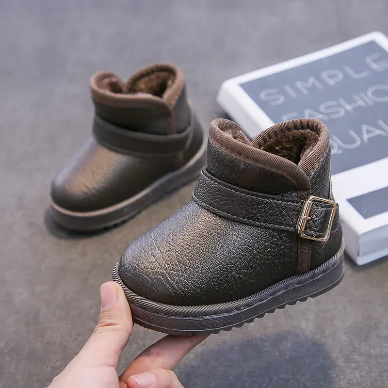2025 Latest Anti-skid Kids Snow Boots Super Thick Plush Children Winter Boots Fashion Ankle Strape Platform Shoes Child I07119