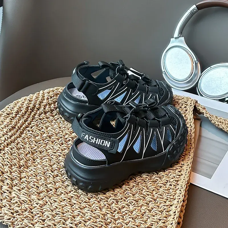 New Summer Beach Sandals Footwear Kids Closed Toe Stream Trekking Sneakers Children Fashion Designer Shoes for Boys Girls I02151