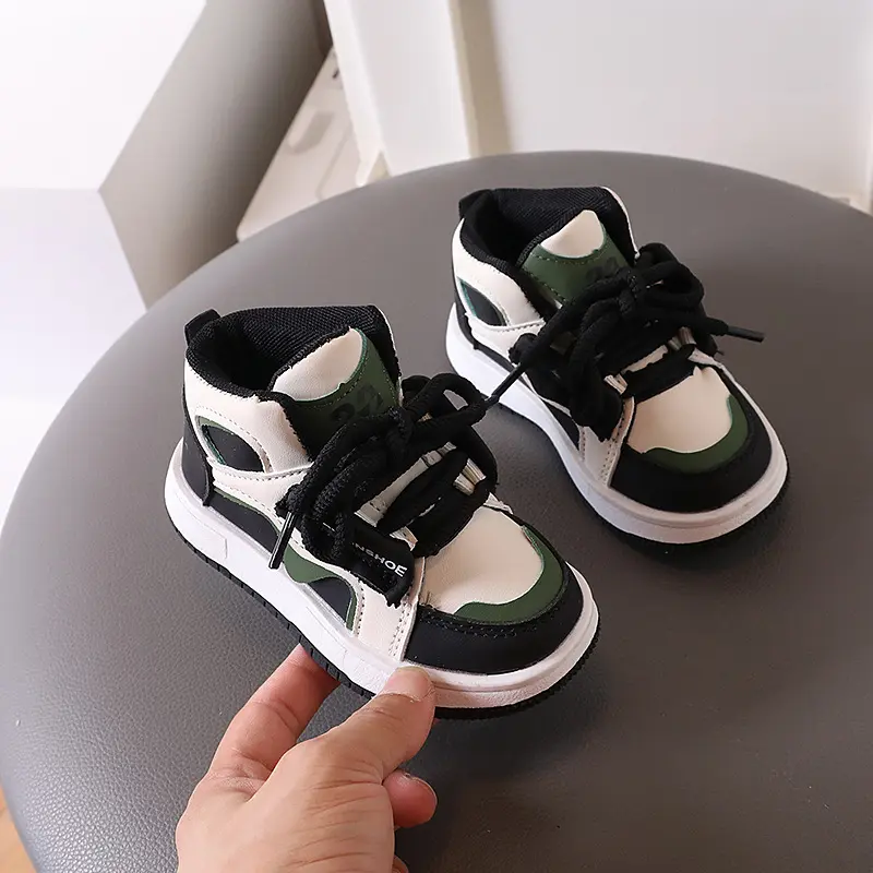 2025 Autumn Outdoor Black Kids Shoes Boy Children Sports Shoes Sneakers for Girls High Top Basketball Shoes Baby Botas I06258