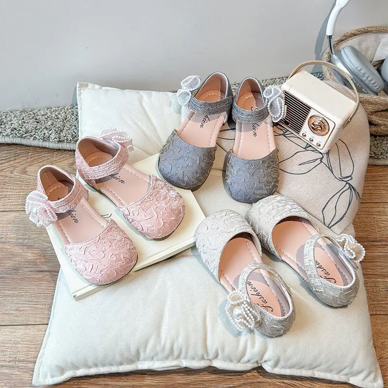 Pleated Vamp Design Children Coverd Toe Sandals for Girls Tulle Flower Wedding Party Princess Shoes Super Nice mary janes I06051