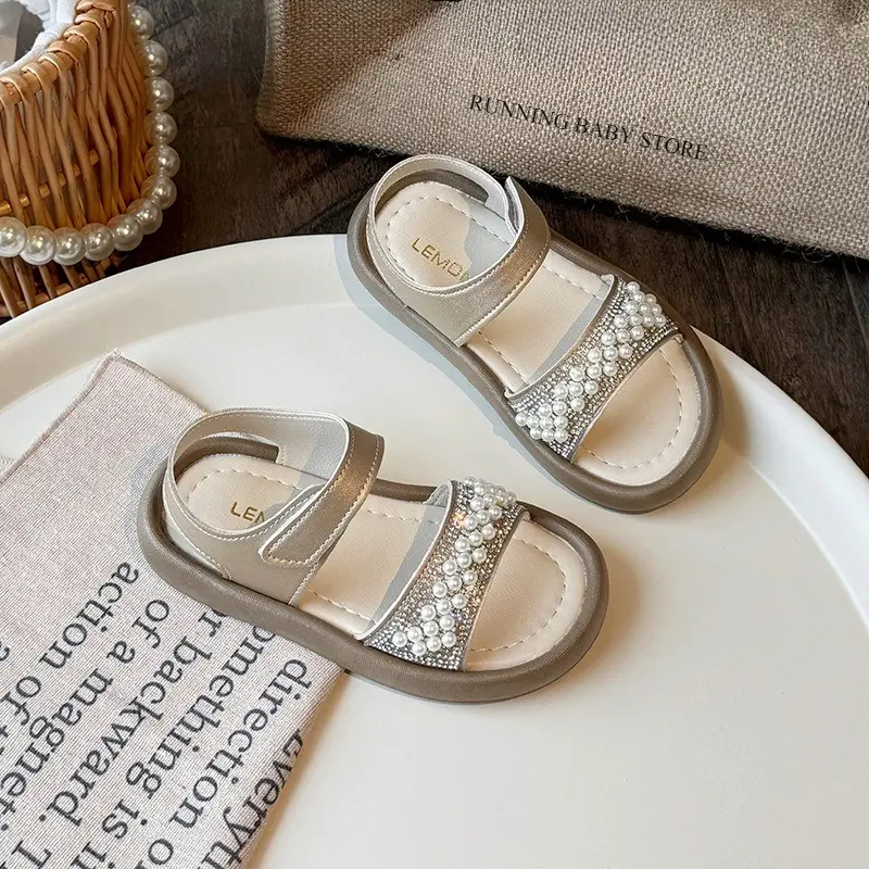 Girls Summer Sandals Kids Beach Shoes Rhinestone Sweet Princess Wedding Party Sandals Korean Style Flexible Beading Shoes I06081