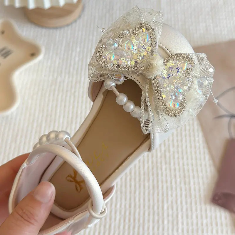 Charming Butterfly-knot Designs Princess Shoes Girl Sandals Sparkling Sequins Dress Shoes Delicate Tulle Bridesmaid Shoes I04021