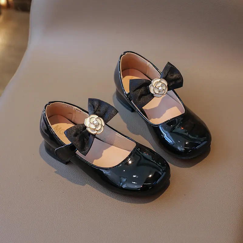 Bow Girls High Heels for Kids Princess Black Leather Shoes Footwear Party Wedding Shoes Beige Appliques Runway Shoes Girl I06274