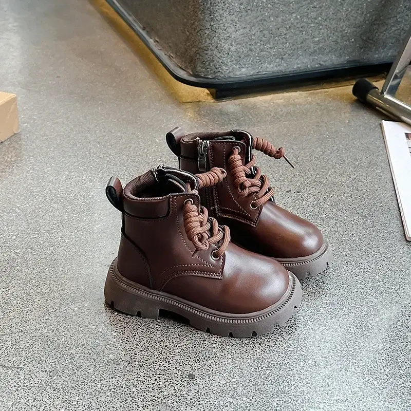 Handsome Children Short Boots Boy Thickened Leather Boots Girls Anti Slip Motorcycle Style Shoes Kids Fashion Ankle Boots H08233