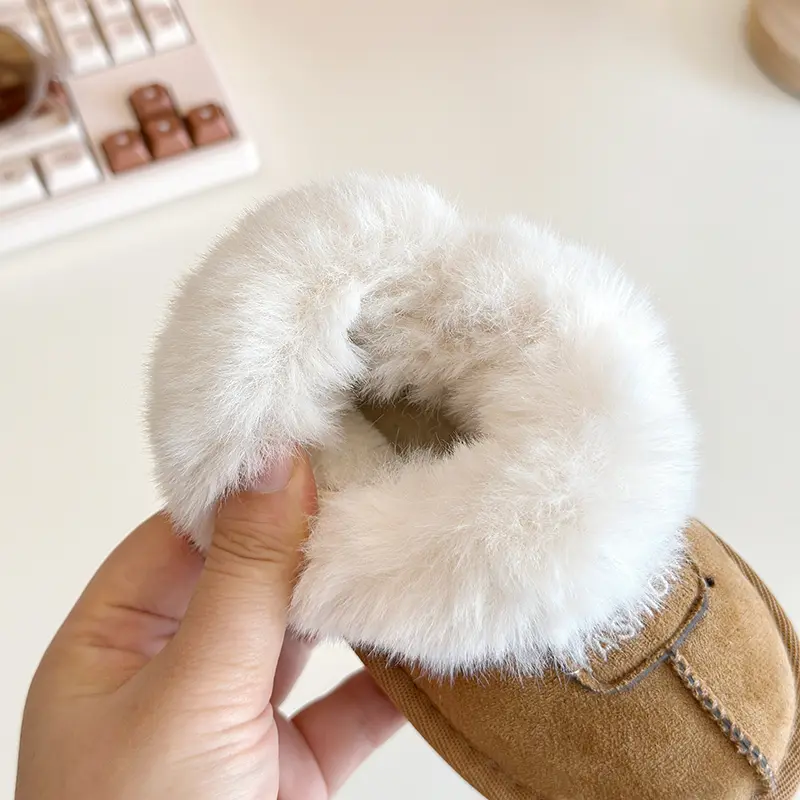 Children's Winter Snow Boots Fleece Lined Fur Integrated Boys Cotton Boots Girls Short Boots Warm Comfortable Shoes Child I08126