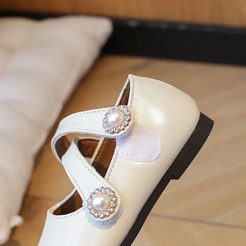 New Girls Leather Shoes Baby Kids Fashion Princess Party Wedding Performance Shoes Soft Solid Color Student Spring Autumn I01255