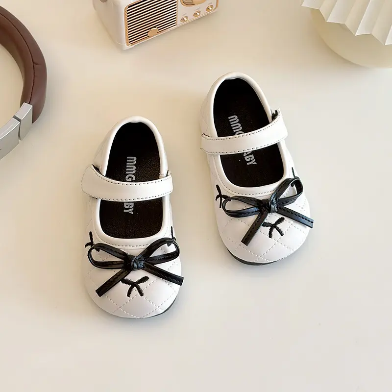 2025 Baby Shoes Newborn Girls Princess PU Preschool Shoes Nice Embroidery Bow-tie Princess Wedding Party First Step Shoes I01234
