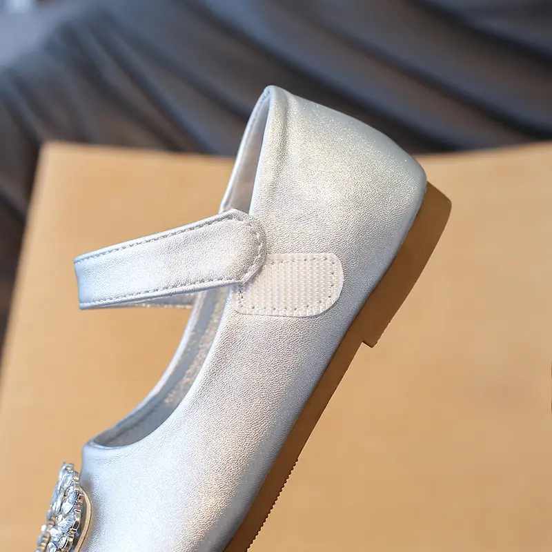 Trendy Girls Princess Shoes Spring Autumn Children Rhinestone Party Dance Shoes Kids Leather Shoes Little Girl mary janes I01214