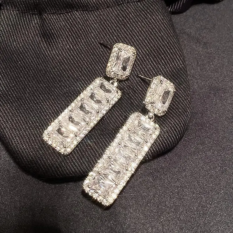 Huitan Women Sparkling Crystal CZ Hanging Earrings Geometric Shaped Modern Fashion Female Drop Earrings Daily Wear Party Jewelry