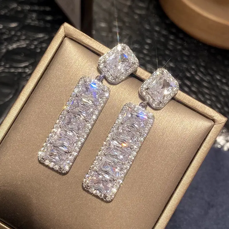 Huitan Women Sparkling Crystal CZ Hanging Earrings Geometric Shaped Modern Fashion Female Drop Earrings Daily Wear Party Jewelry