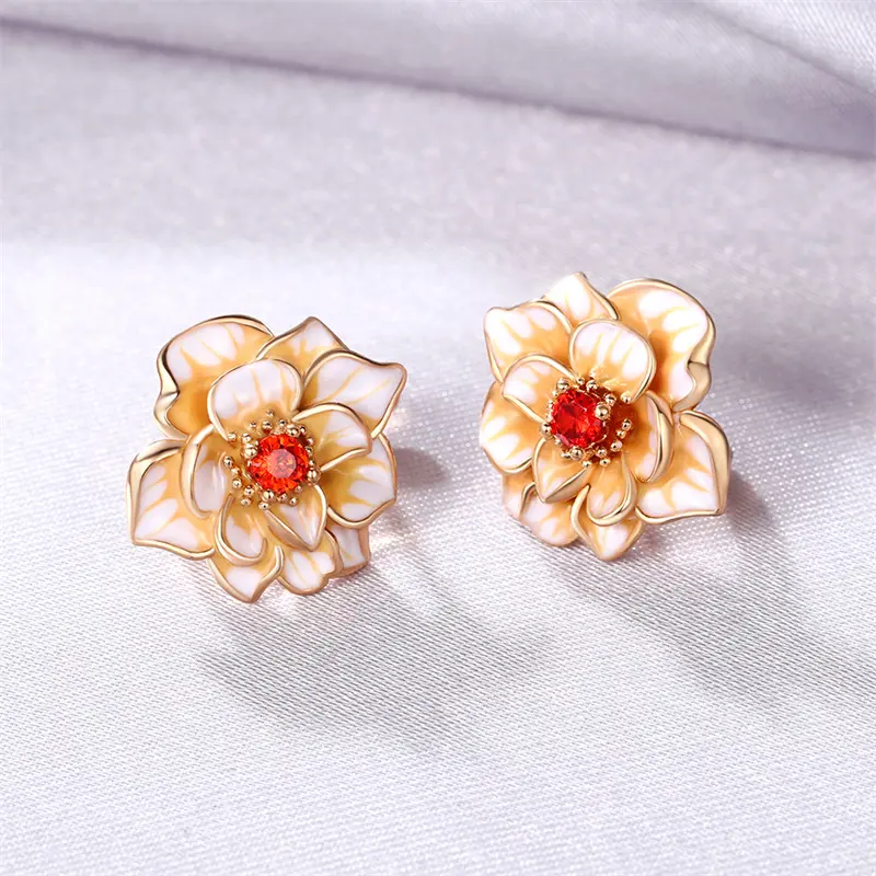 Huitan Temperament Gold Color Flower Hoop Earrings for Lady Inlaid Bright CZ Fashion Luxury Women's Ear Accessories 2022 Jewelry