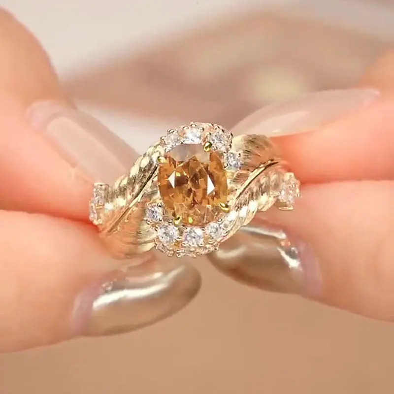 Huitan Champagne Cubic Zirconia Women Rings for Wedding Gorgeous Gold Color Rings Engagement Party Luxury Trendy Female Jewelry