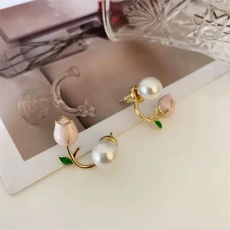 Huitan Fresh Rose Stud Earrings with Imitation Pearl Sweet Pink Rose Earrings Exquisite New Accessories for Women Trendy Jewelry