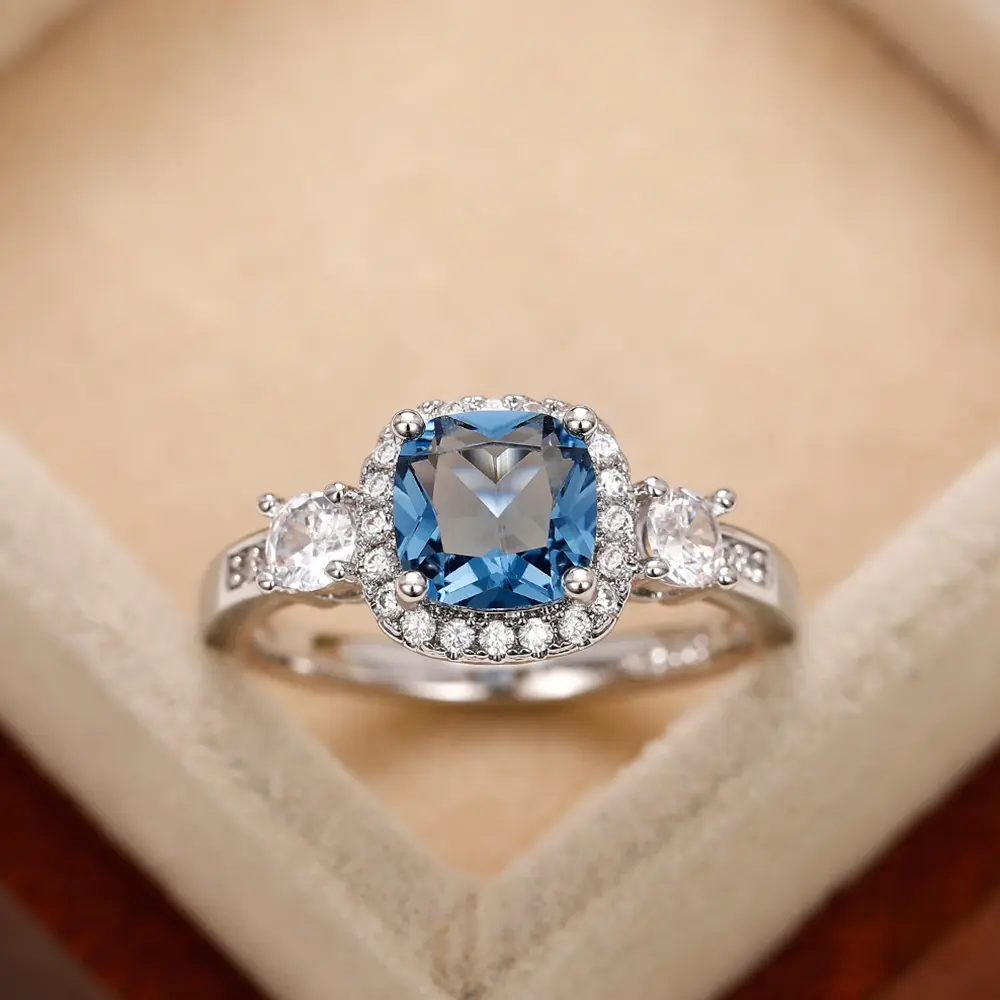 Huitan Temperament Blue Cubic Zirconia Rings for Women Special-interested Engagement Wedding Bands Accessory New Trendy Jewelry