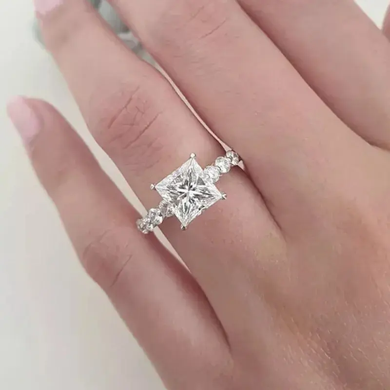 Huitan Eternity Princess Square Cubic Zirconia Crystal Rings Women's Wedding Engagement Luxury Accessories Classic Lady Jewelry