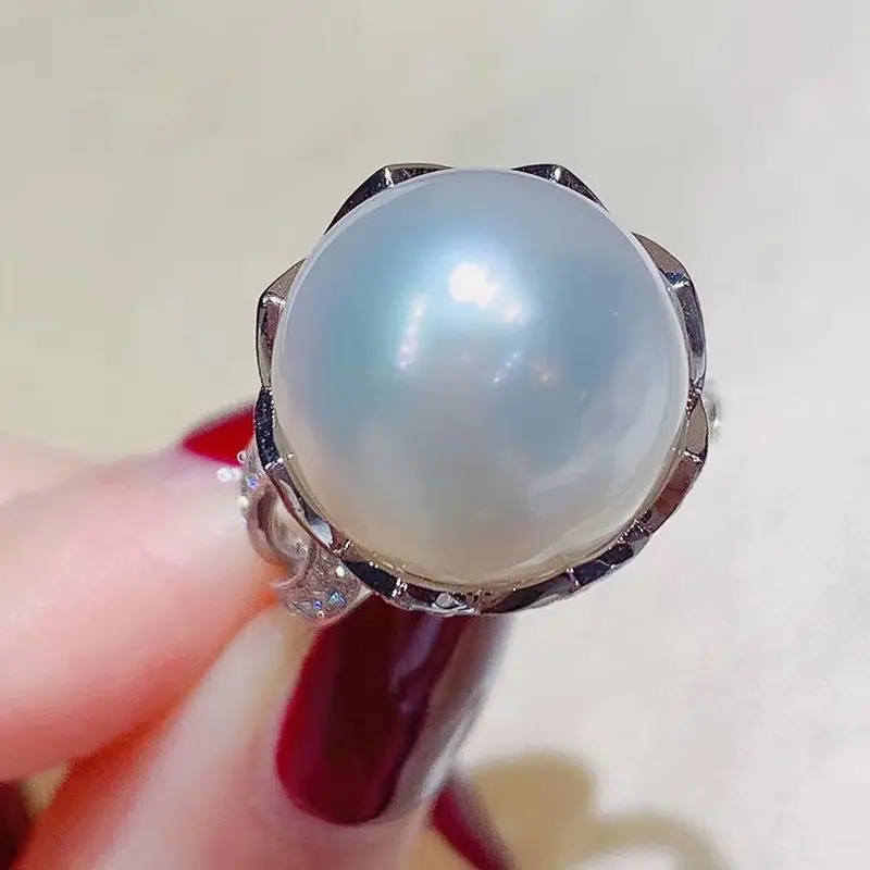 Huitan Luxury Imitation Pearl Rings for Women Brilliant CZ Silver Color Temperament Elegant Female Accessories Wedding Jewelry