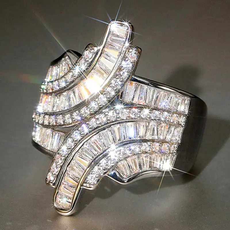 Huitan New Stylish Lady Gorgeous Finger Ring Wedding Party Jewelry with Bright Zirconia Luxury Trendy Accessories for Engagement