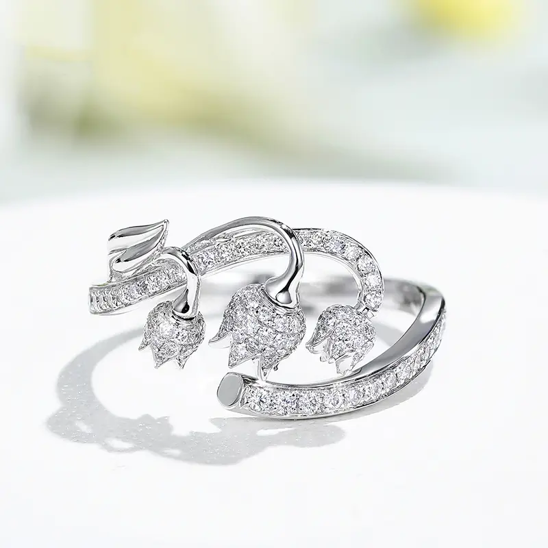 Huitan Elegant Women Opening Ring with Exquisite Design Delicate Flower Finger Accessories for Engagement Ceremony Chic Jewelry