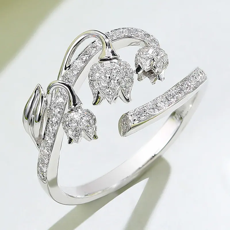 Huitan Elegant Women Opening Ring with Exquisite Design Delicate Flower Finger Accessories for Engagement Ceremony Chic Jewelry