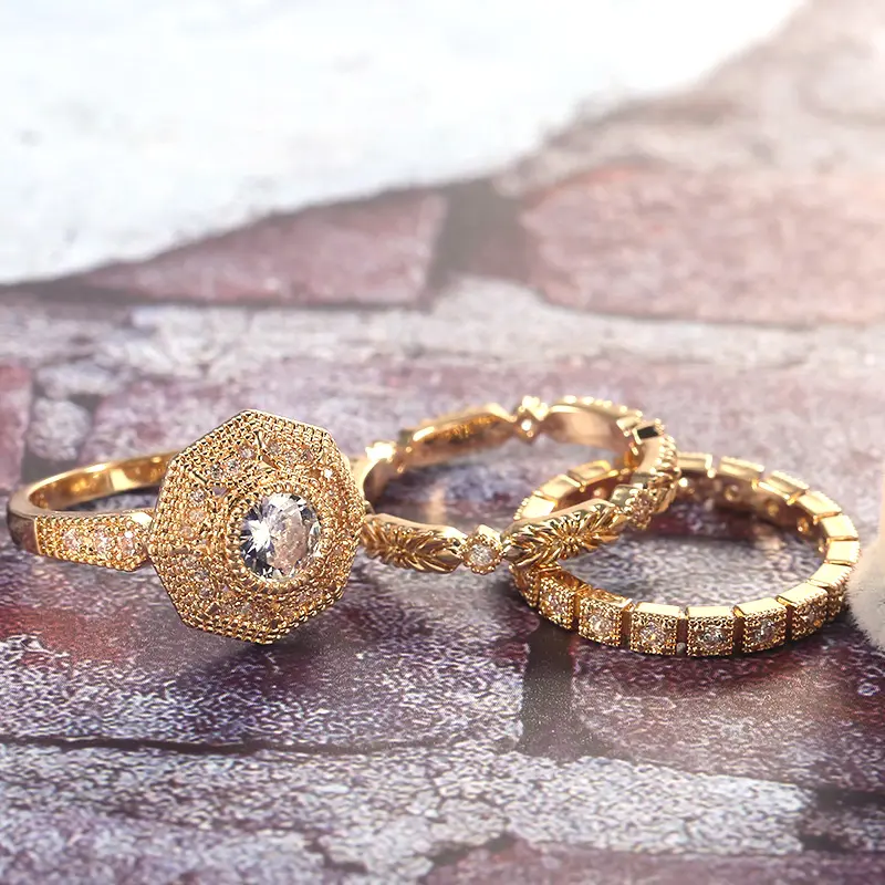 Huitan Trendy Luxury 3 PC Bridal Ring Sets Noble Royal Golden Color With Cubic Zircon Stone Factory Wholesale Women Midi Ring