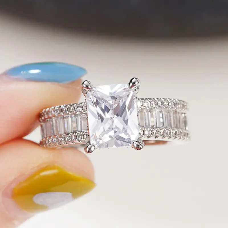 Huitan Crystal Geometric Cubic Zirconia Rings for Women Luxury Wedding Engagement Bands Bridal Accessory Modern Fashion Jewelry