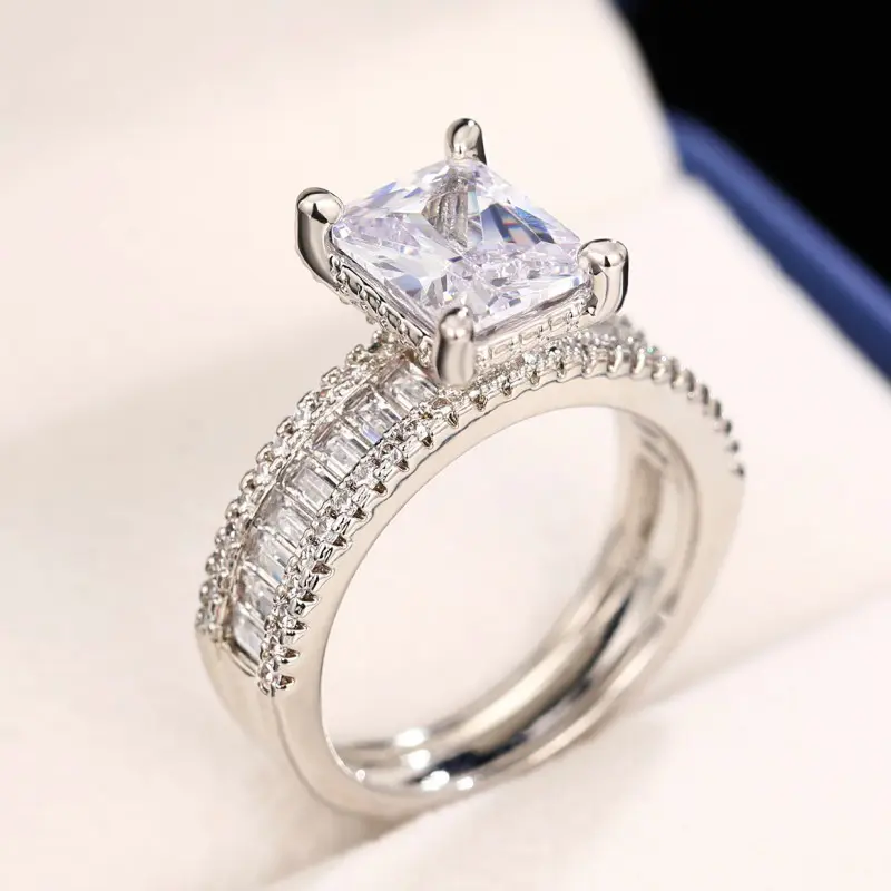 Huitan Crystal Geometric Cubic Zirconia Rings for Women Luxury Wedding Engagement Bands Bridal Accessory Modern Fashion Jewelry