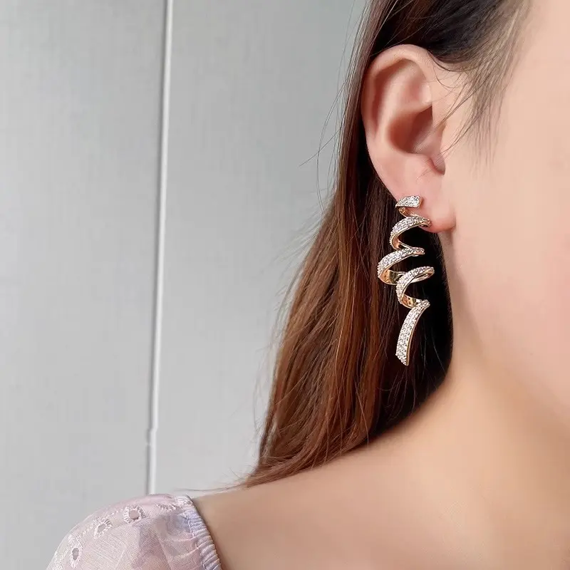 Huitan New Trendy Spiral Earrings Full Bling Bling Cubic Zirconia Statement Hanging Earrings for Women Wedding Aesthetic Jewelry