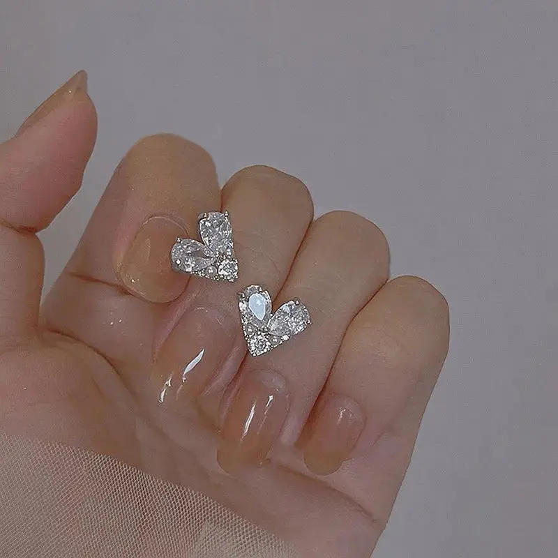 Huitan Exquisite Heart Stud Earrings with Cubic Zirconia Imitation Pearl Korean Fashion Girls Love Earrings Temperament Jewelry