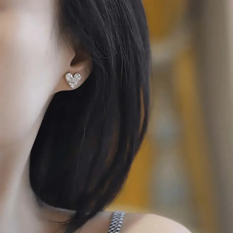 Huitan Exquisite Heart Stud Earrings with Cubic Zirconia Imitation Pearl Korean Fashion Girls Love Earrings Temperament Jewelry
