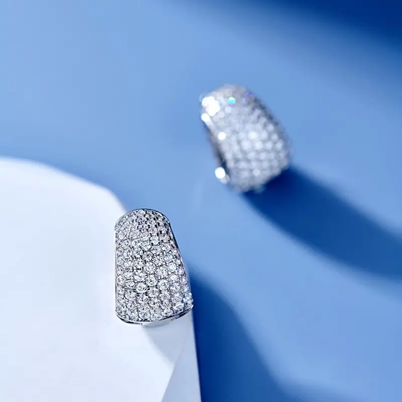 Huitan Small Circle Earrings with Bling Cubic Zirconia Silver Color Fashion Women Hoop Earrings Daily Wear Temperament Jewelry