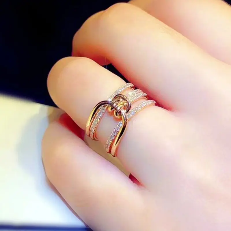 Huitan Creative Knot Design Women Finger Rings Gold Color Temperament Female Accessory with Dazzling CZ Party Statement Jewelry