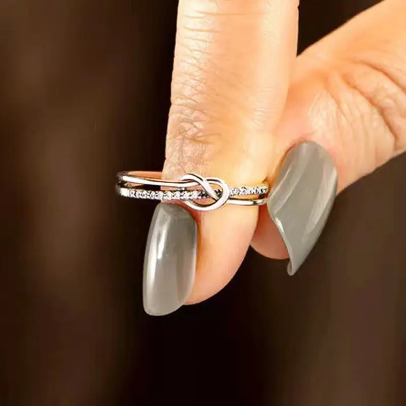Huitan Dainty Wedding Ring Lady Delicate Love Jewelry with Bright Zirconia Trendy Silver Color Finger Accessories for Engagement