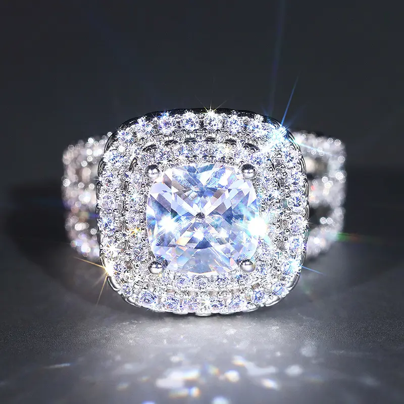 Huitan Gorgeous Proposal Ring Luxury Bridal Wedding Band Jewelry High-quality Bright Zirconia Finger Accessories for Engagement