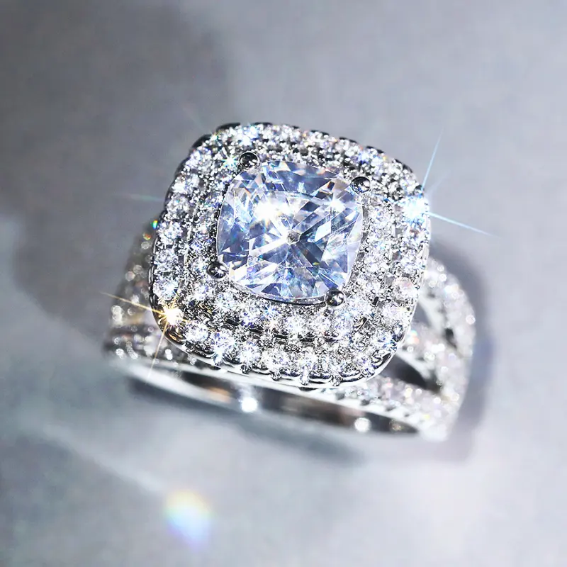 Huitan Gorgeous Proposal Ring Luxury Bridal Wedding Band Jewelry High-quality Bright Zirconia Finger Accessories for Engagement